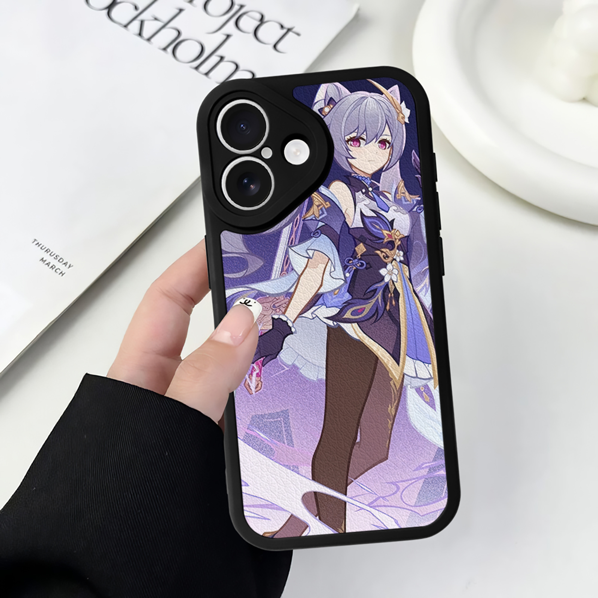 げんし神 genshin 【iPhone 16シリーズ対応】シリコンスマホケース（レザー調） 材質：シリコン